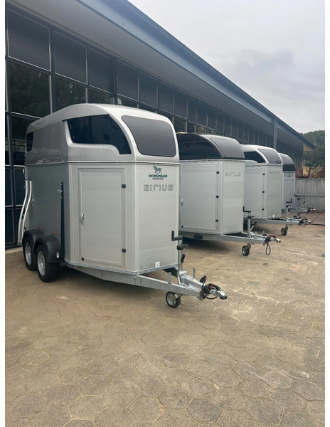 Sirius Voorraad / show modellen Sirius S45 S75 S77 S80 - Přepravník na koně: obrázek 4 Sirius Voorraad / show modellen Sirius S45 S75 S77 S80 - Přepravník na koně: obrázek 4