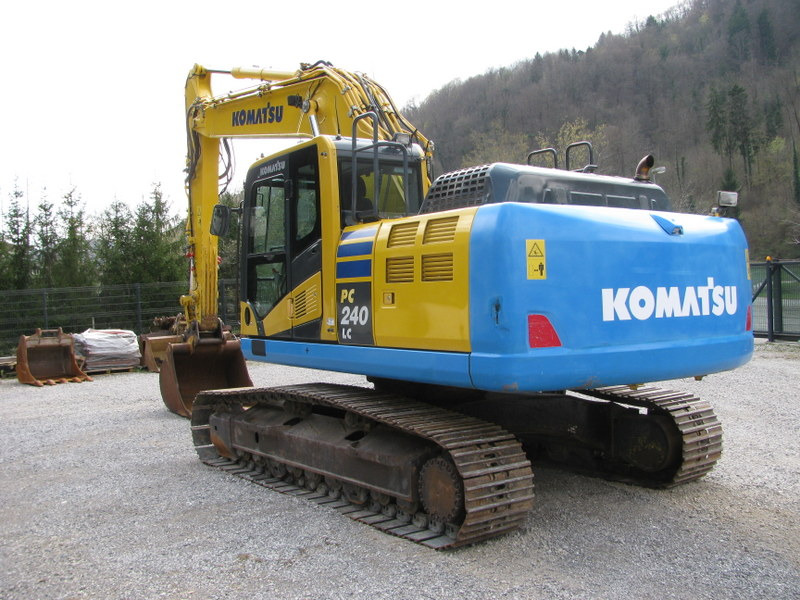 KOMATSU PC240NLC-10 TOP condition - Pásové rýpadlo: obrázek 4 KOMATSU PC240NLC-10 TOP condition - Pásové rýpadlo: obrázek 4