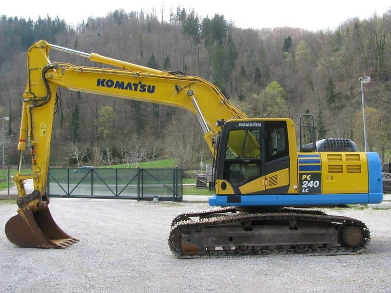 Komatsu PC 240 NLC-10 TOP stroj - Pásové rýpadlo: obrázek 3 Komatsu PC 240 NLC-10 TOP stroj - Pásové rýpadlo: obrázek 3