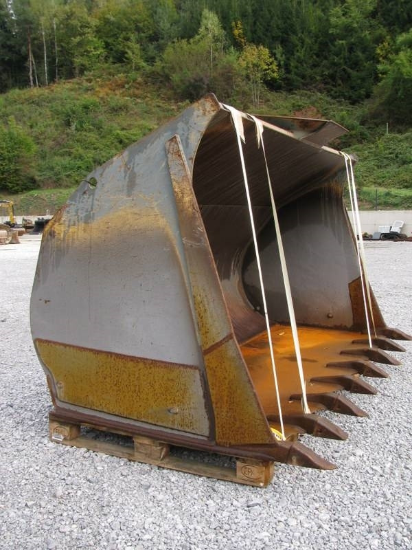 Liebherr L 556, L564,L554 ali L566 nakladalna žlica - Kolový nakladač: obrázek 4 Liebherr L 556, L564,L554 ali L566 nakladalna žlica - Kolový nakladač: obrázek 4