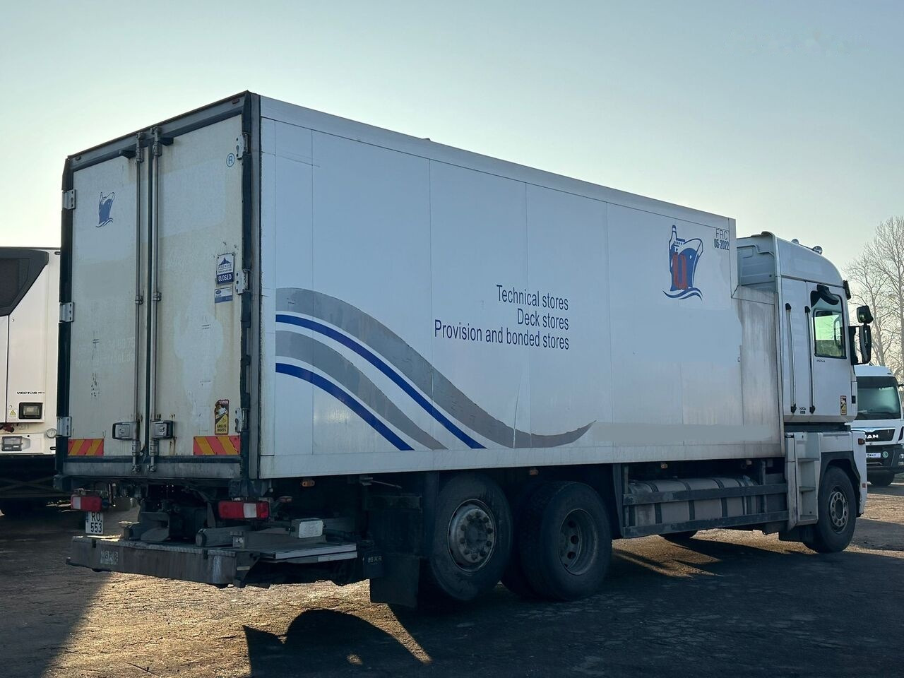 Renault Magnum 500 - Chladírenský nákladní automobil: obrázek 4 Renault Magnum 500 - Chladírenský nákladní automobil: obrázek 4