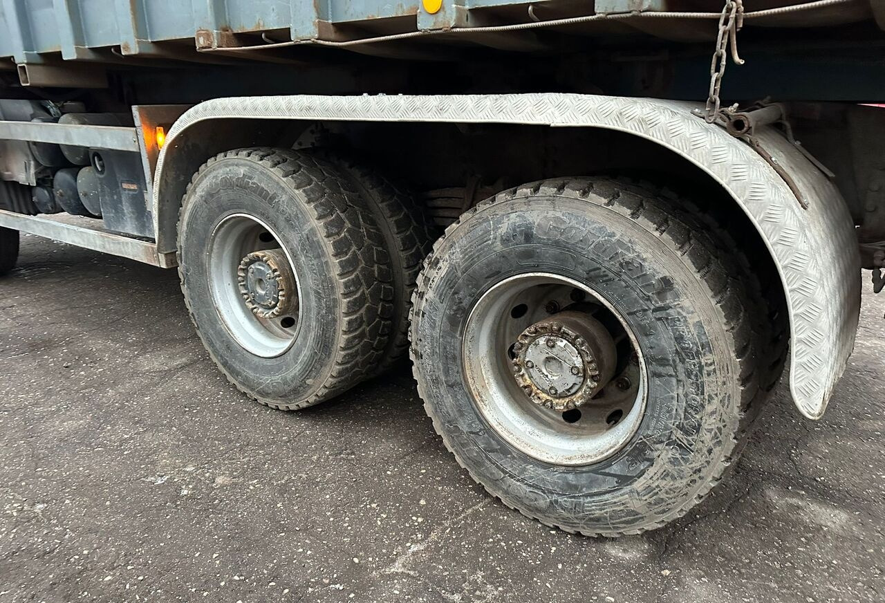 Scania 124C 6x6 steel - Sklápěč: obrázek 3 Scania 124C 6x6 steel - Sklápěč: obrázek 3
