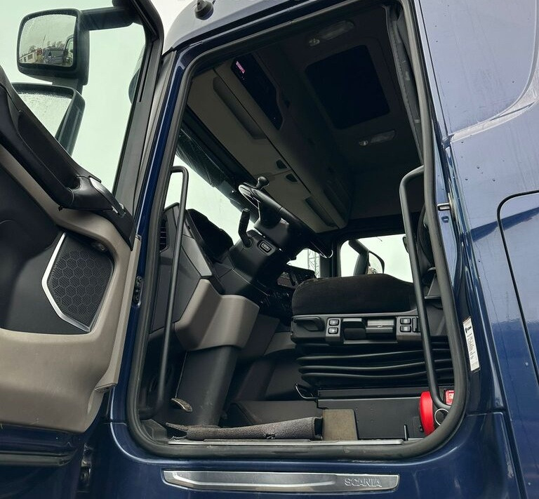 Scania R 650 10x4 Full steel - Podvozek s kabinou: obrázek 5 Scania R 650 10x4 Full steel - Podvozek s kabinou: obrázek 5