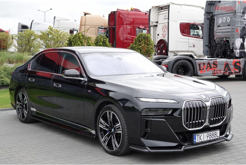 BMW 7 xDrive M Sport - Sedan: obrázek 3 BMW 7 xDrive M Sport - Sedan: obrázek 3