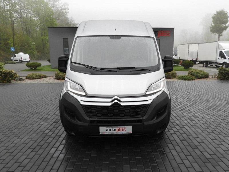 Citroën JUMPER FURGON BRYGADÓWKA 7 MIEJSC TEMPOMAT LEDY KLIMATYZACJA - Minibus, Mikrobus: obrázek 5 Citroën JUMPER FURGON BRYGADÓWKA 7 MIEJSC TEMPOMAT LEDY KLIMATYZACJA - Minibus, Mikrobus: obrázek 5