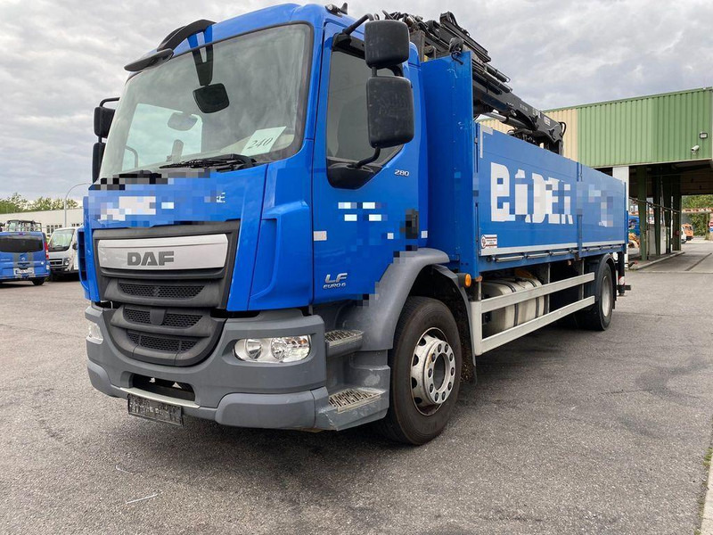 DAF LF 280 - Nákladní automobil valníkový/ Plošinový, Auto s hydraulickou rukou: obrázek 4 DAF LF 280 - Nákladní automobil valníkový/ Plošinový, Auto s hydraulickou rukou: obrázek 4