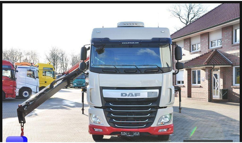 DAF XF 440 - Nákladní automobil valníkový/ Plošinový, Auto s hydraulickou rukou: obrázek 2 DAF XF 440 - Nákladní automobil valníkový/ Plošinový, Auto s hydraulickou rukou: obrázek 2