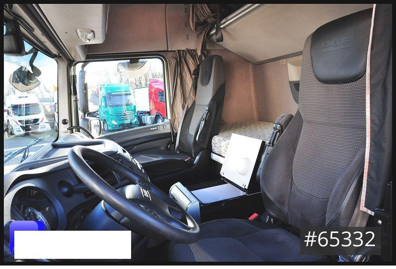 DAF XF 440 - Nákladní automobil valníkový/ Plošinový, Auto s hydraulickou rukou: obrázek 4 DAF XF 440 - Nákladní automobil valníkový/ Plošinový, Auto s hydraulickou rukou: obrázek 4