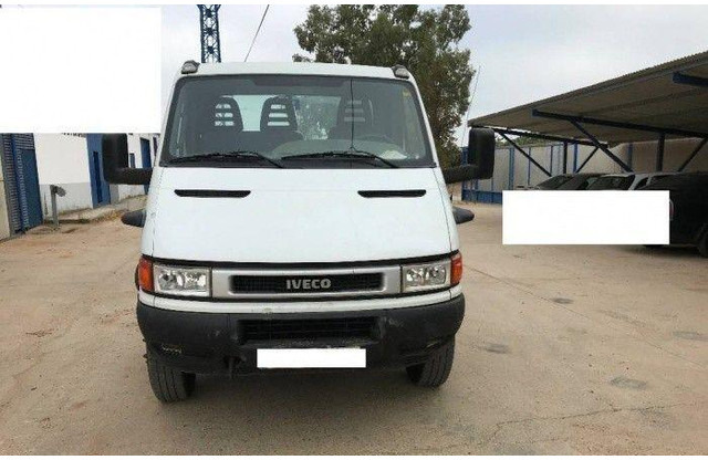 Iveco 65C15 - Hákový nosič kontejnerů: obrázek 2 Iveco 65C15 - Hákový nosič kontejnerů: obrázek 2