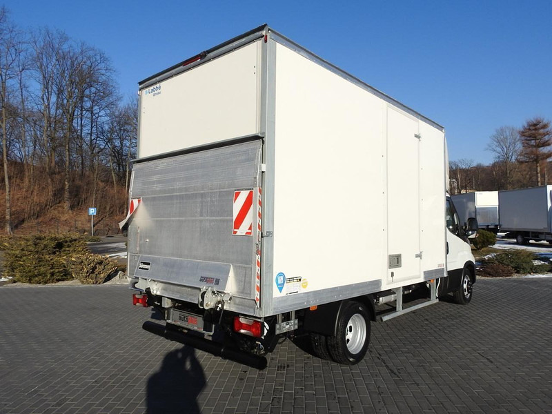 Iveco DAILY 35C16 KONTENER WINDA 8 PALET TEMPOMAT BLIŹNIACZE KOŁA KLIM - Dodávka skřín: obrázek 3 Iveco DAILY 35C16 KONTENER WINDA 8 PALET TEMPOMAT BLIŹNIACZE KOŁA KLIM - Dodávka skřín: obrázek 3