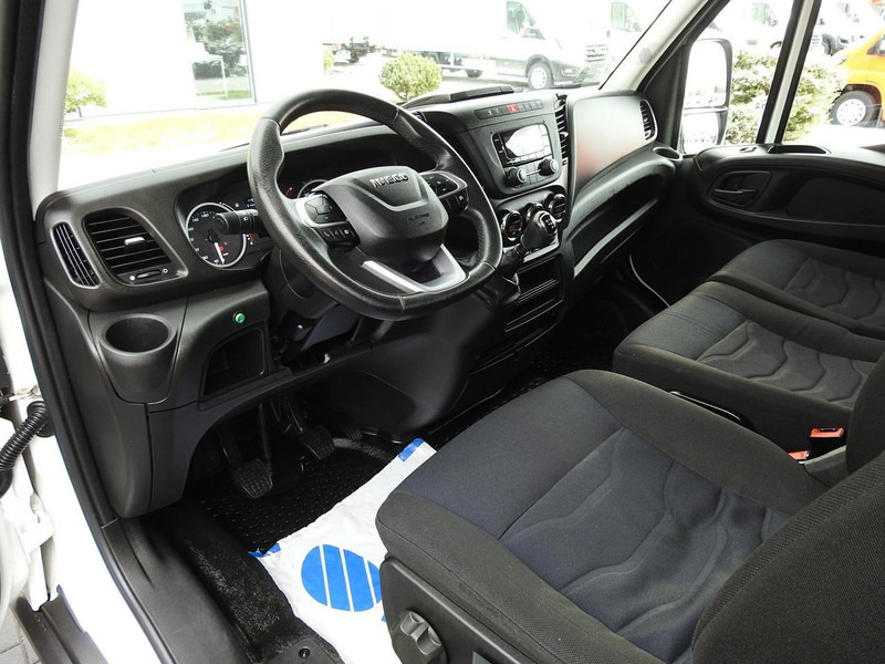 Iveco DAILY  35S18 PLANDEKA 10 PALET WEBASTO TEMPOMAT KLIMATYZACJA  18 - Plachtová dodávka: obrázek 2 Iveco DAILY  35S18 PLANDEKA 10 PALET WEBASTO TEMPOMAT KLIMATYZACJA  18 - Plachtová dodávka: obrázek 2