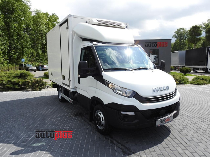 Iveco DAILY 50C15 CHŁODNIA KONTENER -5*C ZASILANIE 230V KLIMATYZACJA B - Chladírenský nákladní automobil: obrázek 1 Iveco DAILY 50C15 CHŁODNIA KONTENER -5*C ZASILANIE 230V KLIMATYZACJA B - Chladírenský nákladní automobil: obrázek 1