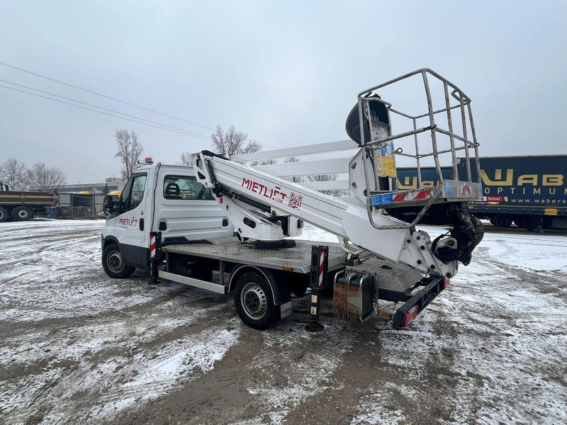 Autoplošina Iveco Daily 35-120 Oil & Steel Snake 2010 H Plus 20 m - Lifting Baske: obrázek 9 Autoplošina Iveco Daily 35-120 Oil & Steel Snake 2010 H Plus 20 m - Lifting Baske: obrázek 9
