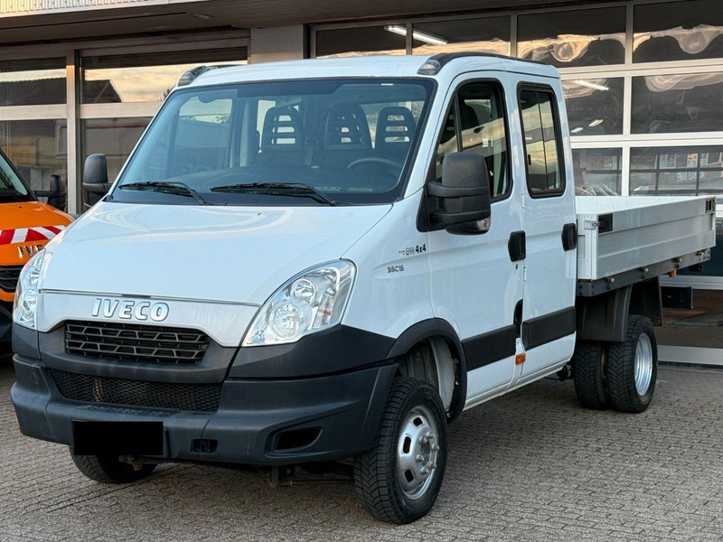 Iveco Daily 35C15 flatbed - Dodávka valník, Dodávka s dvojitou kabinou: obrázek 1 Iveco Daily 35C15 flatbed - Dodávka valník, Dodávka s dvojitou kabinou: obrázek 1