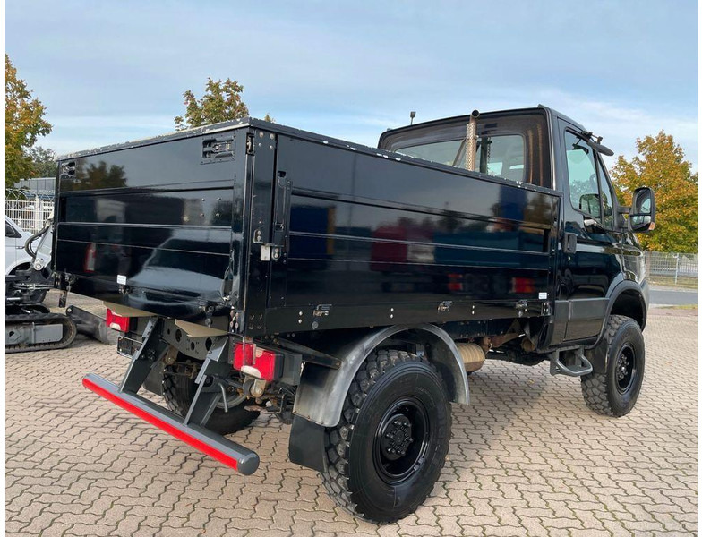 Iveco Daily 35S17 Flatbed 4x4 - Dodávka valník: obrázek 3 Iveco Daily 35S17 Flatbed 4x4 - Dodávka valník: obrázek 3