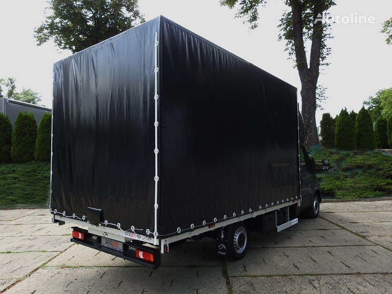 Iveco Daily 35S18 Curtain side - Plachtová dodávka: obrázek 5 Iveco Daily 35S18 Curtain side - Plachtová dodávka: obrázek 5