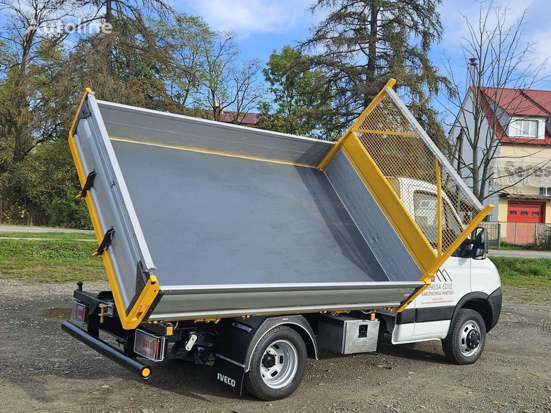 Iveco Daily 35c-15 3 way tipper - Dodávka sklápěč: obrázek 5 Iveco Daily 35c-15 3 way tipper - Dodávka sklápěč: obrázek 5