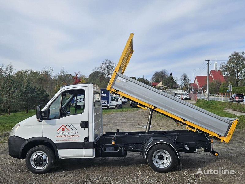 Iveco Daily 35c-15 3 way tipper - Dodávka sklápěč: obrázek 4 Iveco Daily 35c-15 3 way tipper - Dodávka sklápěč: obrázek 4