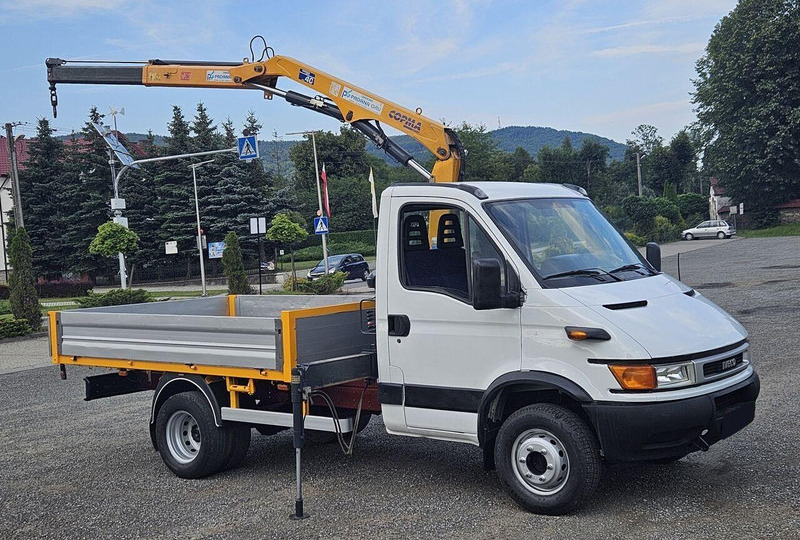 Iveco Daily 65c-15 Flatbed + crane Copma - Nákladní automobil valníkový/ Plošinový, Auto s hydraulickou rukou: obrázek 3 Iveco Daily 65c-15 Flatbed + crane Copma - Nákladní automobil valníkový/ Plošinový, Auto s hydraulickou rukou: obrázek 3