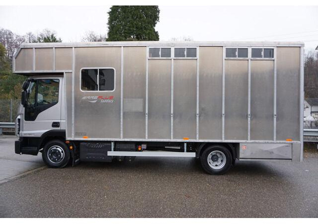 Iveco EUROCARGO 80-190 Lószállító - Přepravník zvířat: obrázek 4 Iveco EUROCARGO 80-190 Lószállító - Přepravník zvířat: obrázek 4