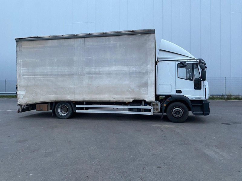 Iveco EuroCargo 140E18 + Tail lift - Odtahovka: obrázek 4 Iveco EuroCargo 140E18 + Tail lift - Odtahovka: obrázek 4