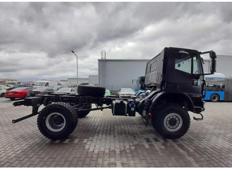 Iveco EuroCargo 4x4 ML150E28WS Chassis - Podvozek s kabinou: obrázek 5 Iveco EuroCargo 4x4 ML150E28WS Chassis - Podvozek s kabinou: obrázek 5
