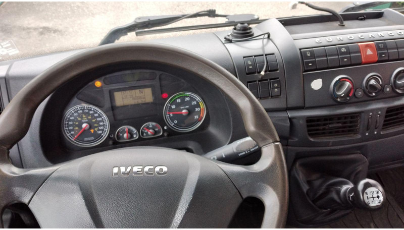 Iveco Eurocargo 120E25 - Nákladní automobil valníkový/ Plošinový, Auto s hydraulickou rukou: obrázek 4 Iveco Eurocargo 120E25 - Nákladní automobil valníkový/ Plošinový, Auto s hydraulickou rukou: obrázek 4