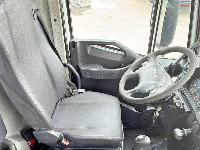 Sklápěč, Auto s hydraulickou rukou Iveco STRALIS 330 *HIAB 144 BS-3 HIDUO* TOPZUSTAND: obrázek 12 Sklápěč, Auto s hydraulickou rukou Iveco STRALIS 330 *HIAB 144 BS-3 HIDUO* TOPZUSTAND: obrázek 12