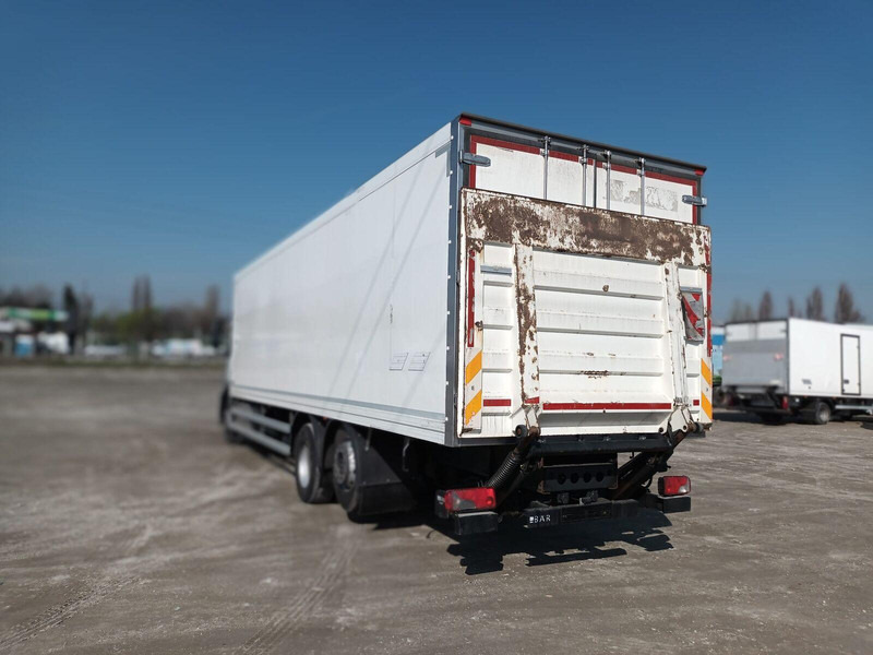 Iveco Stralis 310 6x2 Koffer + LBW - Skříňový nákladní auto: obrázek 5 Iveco Stralis 310 6x2 Koffer + LBW - Skříňový nákladní auto: obrázek 5