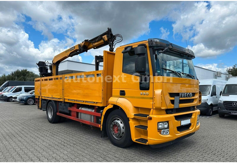 Iveco Stralis 330 - Flatbed truck + crane - Nákladní automobil valníkový/ Plošinový, Auto s hydraulickou rukou: obrázek 2 Iveco Stralis 330 - Flatbed truck + crane - Nákladní automobil valníkový/ Plošinový, Auto s hydraulickou rukou: obrázek 2