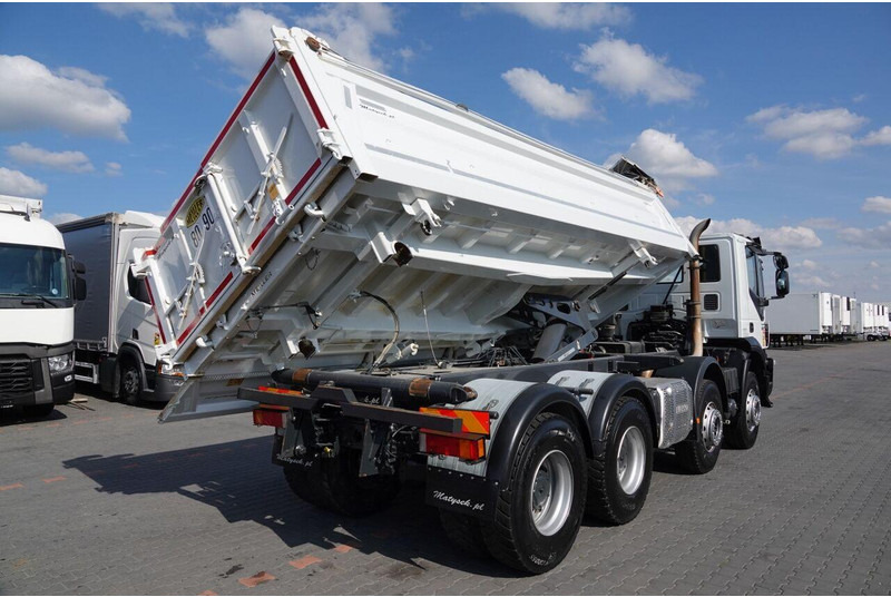 Sklápěč Iveco TRAKKER / 8x4 / WYWROTKA / HYDROBURTA / BORDMATIC / EURO 6 / ME: obrázek 9