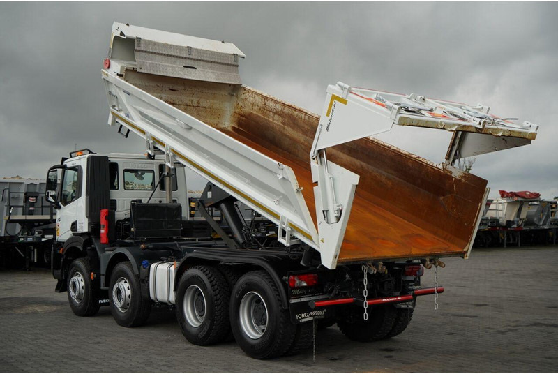 Iveco X-WAY 480 / 8X4 / WYWROTKA DWUSTRONNA / HYDROBURTA / HYDROKLAPA - Sklápěč: obrázek 4 Iveco X-WAY 480 / 8X4 / WYWROTKA DWUSTRONNA / HYDROBURTA / HYDROKLAPA - Sklápěč: obrázek 4