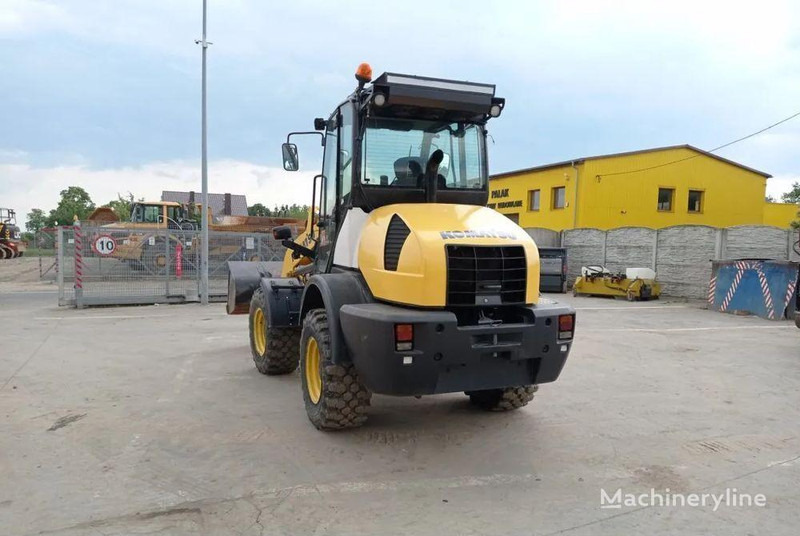 Komatsu WA 90-6 wheel loader - Kolový nakladač: obrázek 3 Komatsu WA 90-6 wheel loader - Kolový nakladač: obrázek 3