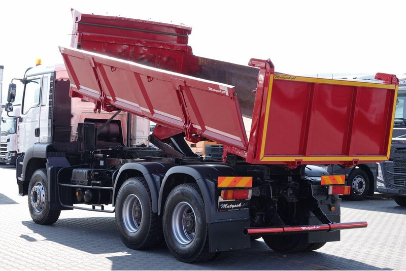 MAN TGA 33.390 / 6X4 / WYWROTKA 2 STRONNA / HYDROBURTA / MANUAL / SP - Sklápěč: obrázek 2 MAN TGA 33.390 / 6X4 / WYWROTKA 2 STRONNA / HYDROBURTA / MANUAL / SP - Sklápěč: obrázek 2