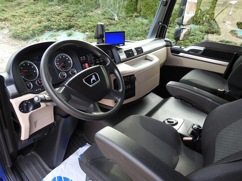 MAN TGL 12.220 KONTENER WINDA 18 PALET TEMPOMAT KLIMATYZACJA PNEUMAT - Skříňový nákladní auto: obrázek 2 MAN TGL 12.220 KONTENER WINDA 18 PALET TEMPOMAT KLIMATYZACJA PNEUMAT - Skříňový nákladní auto: obrázek 2