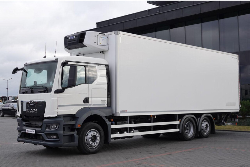 MAN TGS 26.360 / 6x2 / CHŁODNIA -8,2 M / AGREGAT CARRIER SUPRA 850 / - Chladírenský nákladní automobil: obrázek 4 MAN TGS 26.360 / 6x2 / CHŁODNIA -8,2 M / AGREGAT CARRIER SUPRA 850 / - Chladírenský nákladní automobil: obrázek 4