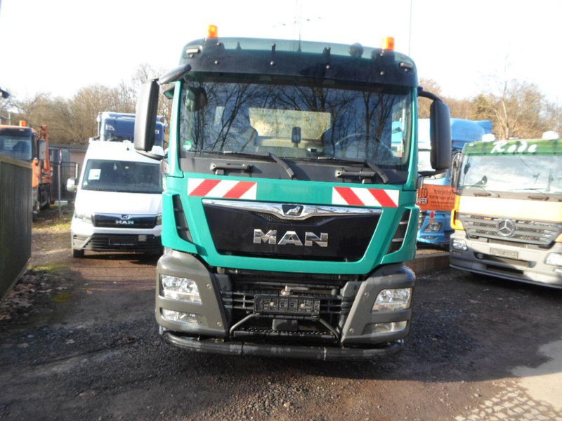 MAN TGS 26.420 Absetzkipper - Ramenový nosič kontajnerov: obrázek 2 MAN TGS 26.420 Absetzkipper - Ramenový nosič kontajnerov: obrázek 2