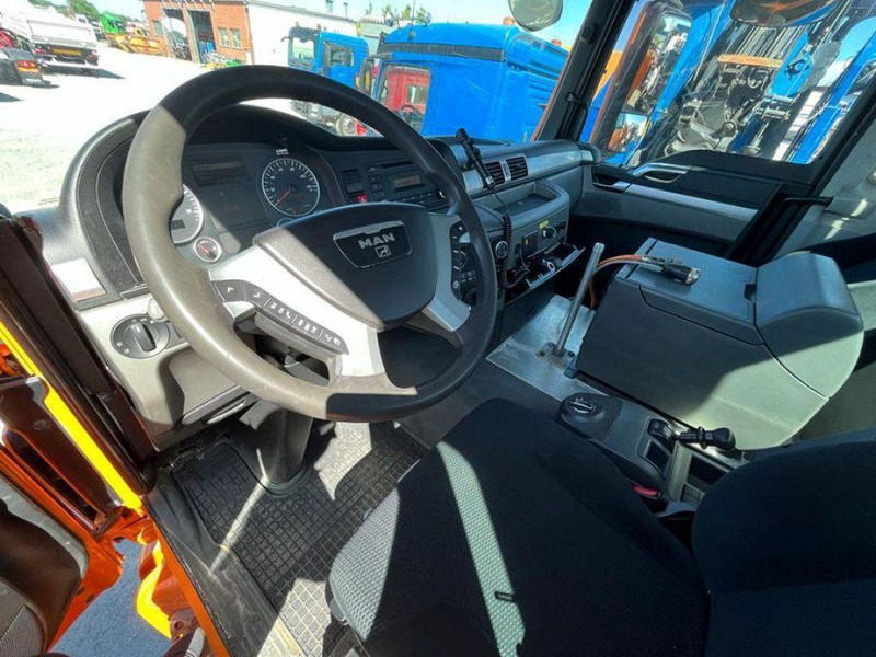 MAN TGS 33.440 AK 6x6 3-Way Tipper - Sklápěč: obrázek 5 MAN TGS 33.440 AK 6x6 3-Way Tipper - Sklápěč: obrázek 5