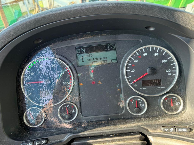 Nákladní automobil valníkový/ Plošinový, Auto s hydraulickou rukou MAN TGX 26.440 mit Hiab-Kran Funkfernbedienung: obrázek 9 Nákladní automobil valníkový/ Plošinový, Auto s hydraulickou rukou MAN TGX 26.440 mit Hiab-Kran Funkfernbedienung: obrázek 9