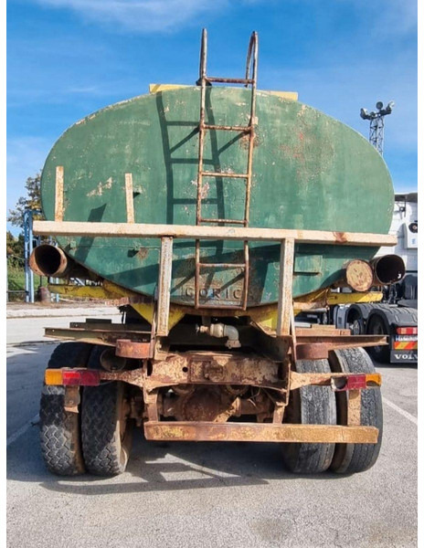 Mercedes-Benz 2219 6x4 Vízszállító Tartálykocsi - Cisternové vozidlo: obrázek 5 Mercedes-Benz 2219 6x4 Vízszállító Tartálykocsi - Cisternové vozidlo: obrázek 5