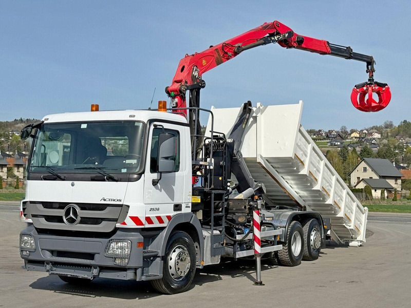 Mercedes-Benz ACTROS 2536 - Hákový nosič kontejnerů, Auto s hydraulickou rukou: obrázek 2 Mercedes-Benz ACTROS 2536 - Hákový nosič kontejnerů, Auto s hydraulickou rukou: obrázek 2