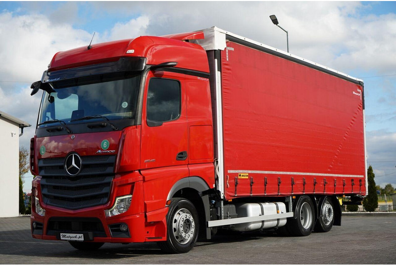 Mercedes-Benz ACTROS 2545 / SOLÓWKA / 6x2 / OŚ PODNOSZONA / BIG SPACE / WIELT - Plachtový nákladní auto: obrázek 1 Mercedes-Benz ACTROS 2545 / SOLÓWKA / 6x2 / OŚ PODNOSZONA / BIG SPACE / WIELT - Plachtový nákladní auto: obrázek 1