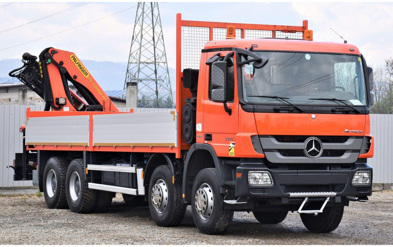 Mercedes-Benz ACTROS 3241 - Nákladní automobil valníkový/ Plošinový, Auto s hydraulickou rukou: obrázek 3 Mercedes-Benz ACTROS 3241 - Nákladní automobil valníkový/ Plošinový, Auto s hydraulickou rukou: obrázek 3