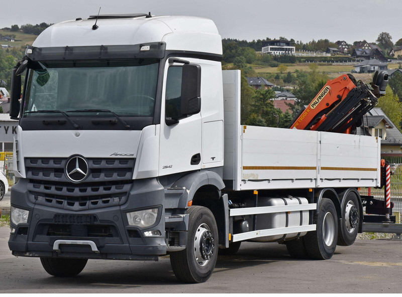 Mercedes-Benz AROCS 2542 - Nákladní automobil valníkový/ Plošinový, Auto s hydraulickou rukou: obrázek 4 Mercedes-Benz AROCS 2542 - Nákladní automobil valníkový/ Plošinový, Auto s hydraulickou rukou: obrázek 4