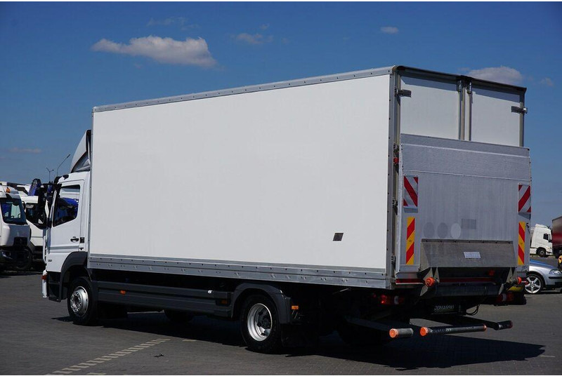 Mercedes-Benz ATEGO / 1221 / ACC / EURO 6 / KONTENER + WINDA / 17 PALET - Skříňový nákladní auto: obrázek 5 Mercedes-Benz ATEGO / 1221 / ACC / EURO 6 / KONTENER + WINDA / 17 PALET - Skříňový nákladní auto: obrázek 5
