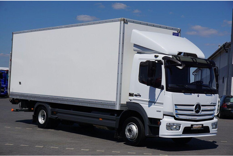 Mercedes-Benz ATEGO / 1221 / ACC / EURO 6 / KONTENER + WINDA / 17 PALET - Skříňový nákladní auto: obrázek 2 Mercedes-Benz ATEGO / 1221 / ACC / EURO 6 / KONTENER + WINDA / 17 PALET - Skříňový nákladní auto: obrázek 2