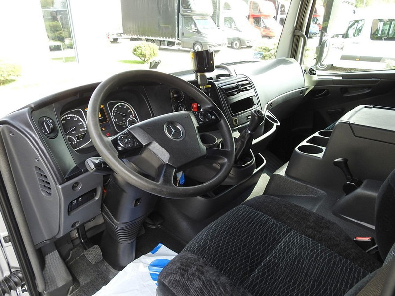 Mercedes-Benz ATEGO 1221 PLANDEKA WINDA 16 PALET WEBASTO KLIMATYZACJA PNEUMATY - Skříňový nákladní auto: obrázek 2 Mercedes-Benz ATEGO 1221 PLANDEKA WINDA 16 PALET WEBASTO KLIMATYZACJA PNEUMATY - Skříňový nákladní auto: obrázek 2