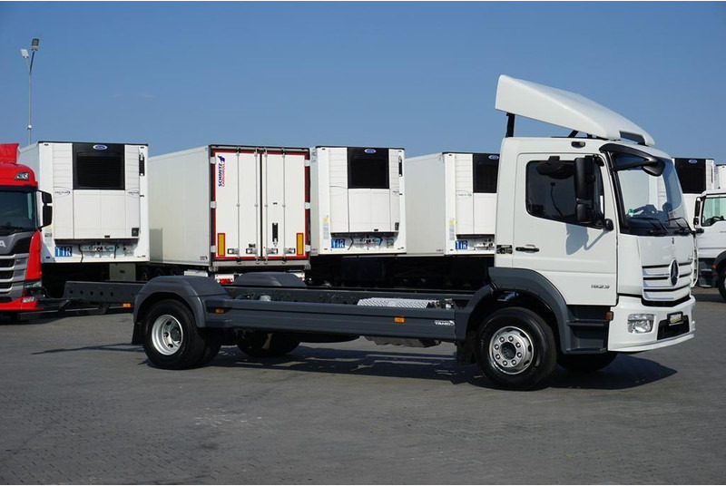 Mercedes-Benz ATEGO / 1523 / ACC / EURO 6 / PODWOZIE DO ZABUDOWY / DŁ. 6,75 M - Podvozek s kabinou: obrázek 4 Mercedes-Benz ATEGO / 1523 / ACC / EURO 6 / PODWOZIE DO ZABUDOWY / DŁ. 6,75 M - Podvozek s kabinou: obrázek 4
