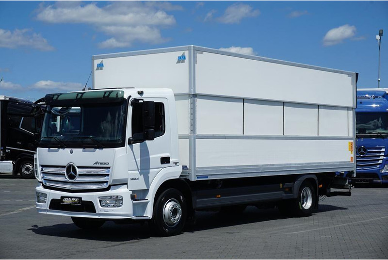 Mercedes-Benz ATEGO / 1524 / ACC / EURO 6 / IZOTERMA + WINDA / 16 PALET - Chladírenský nákladní automobil: obrázek 1 Mercedes-Benz ATEGO / 1524 / ACC / EURO 6 / IZOTERMA + WINDA / 16 PALET - Chladírenský nákladní automobil: obrázek 1