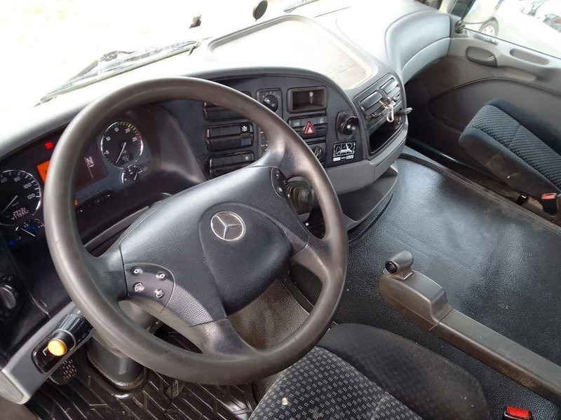 Mercedes-Benz Actros 1836 - Ramenový nosič kontajnerov: obrázek 5 Mercedes-Benz Actros 1836 - Ramenový nosič kontajnerov: obrázek 5